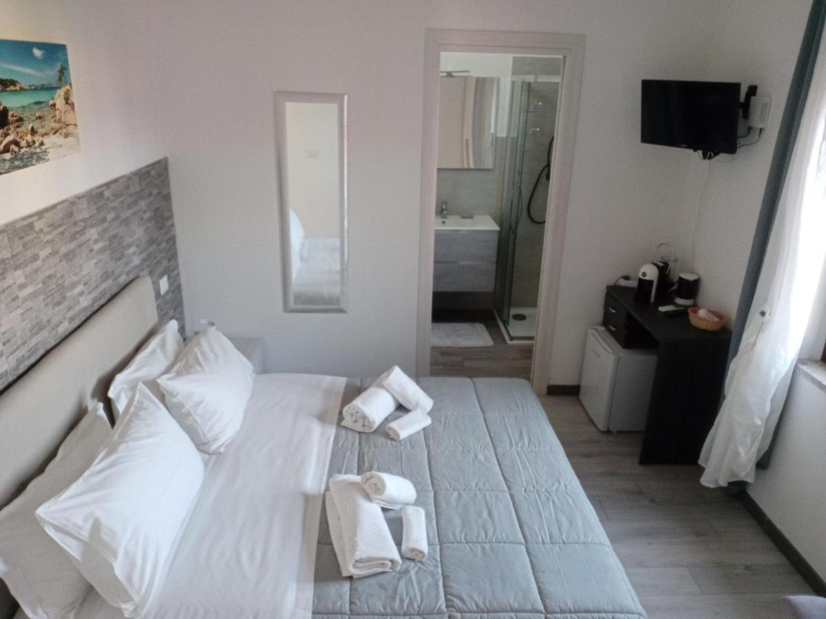 The Sunset Hotel San Teodoro  Exterior foto
